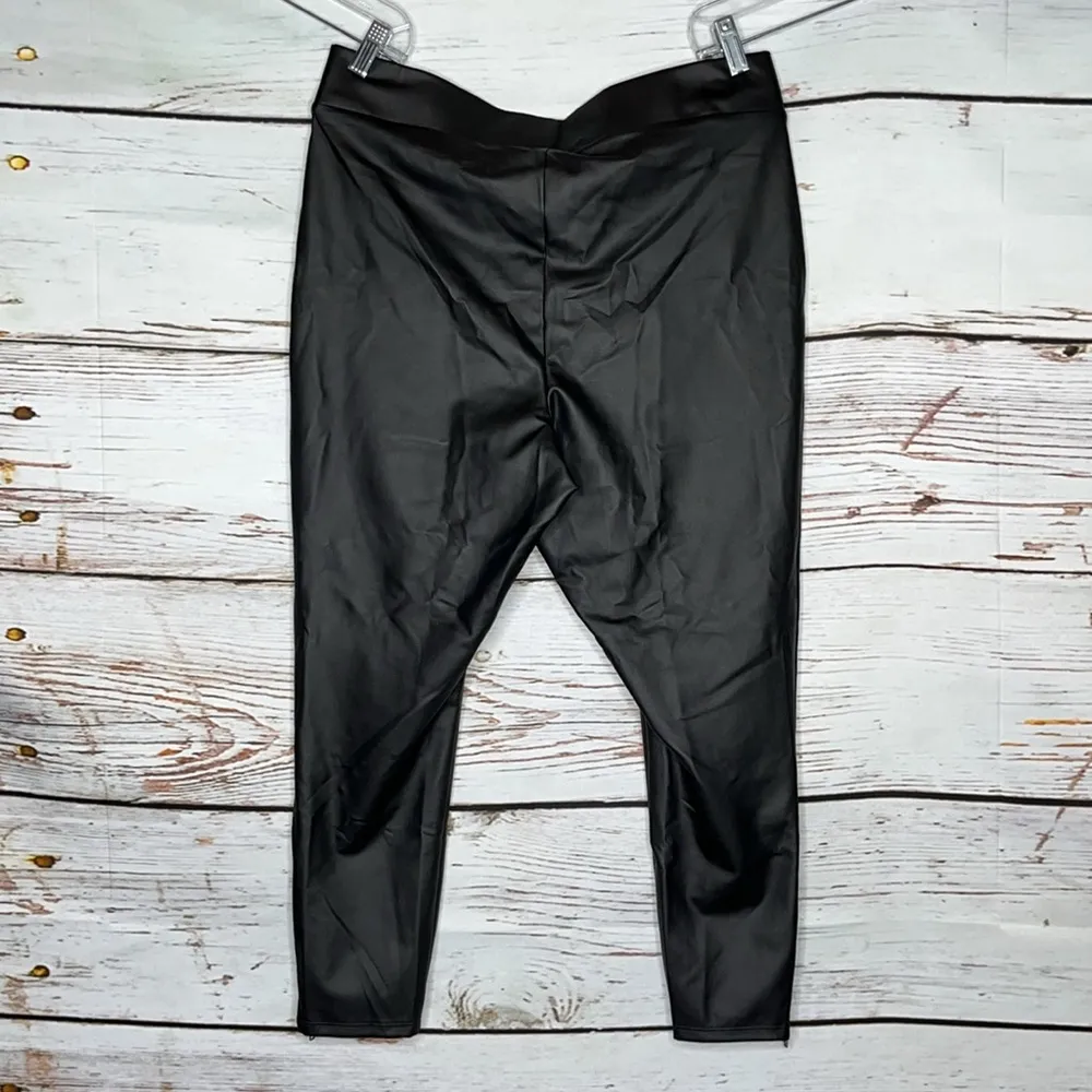 Torrid Size 1 Black Faux Leather Pull On Full Length Ankle Zip Leggings Pants - Image 2