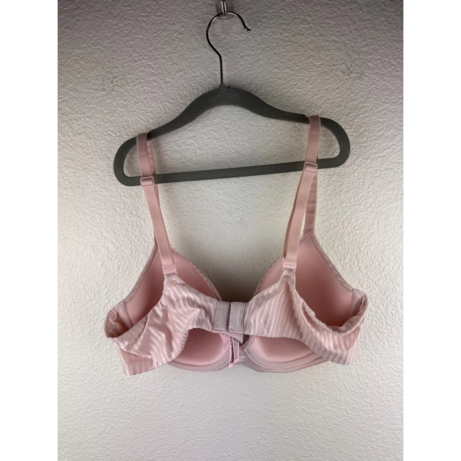 Victoria's Secret Pink‎ Striped Push Up Bra 36C Lightly Padded Adjustable Straps - Image 2