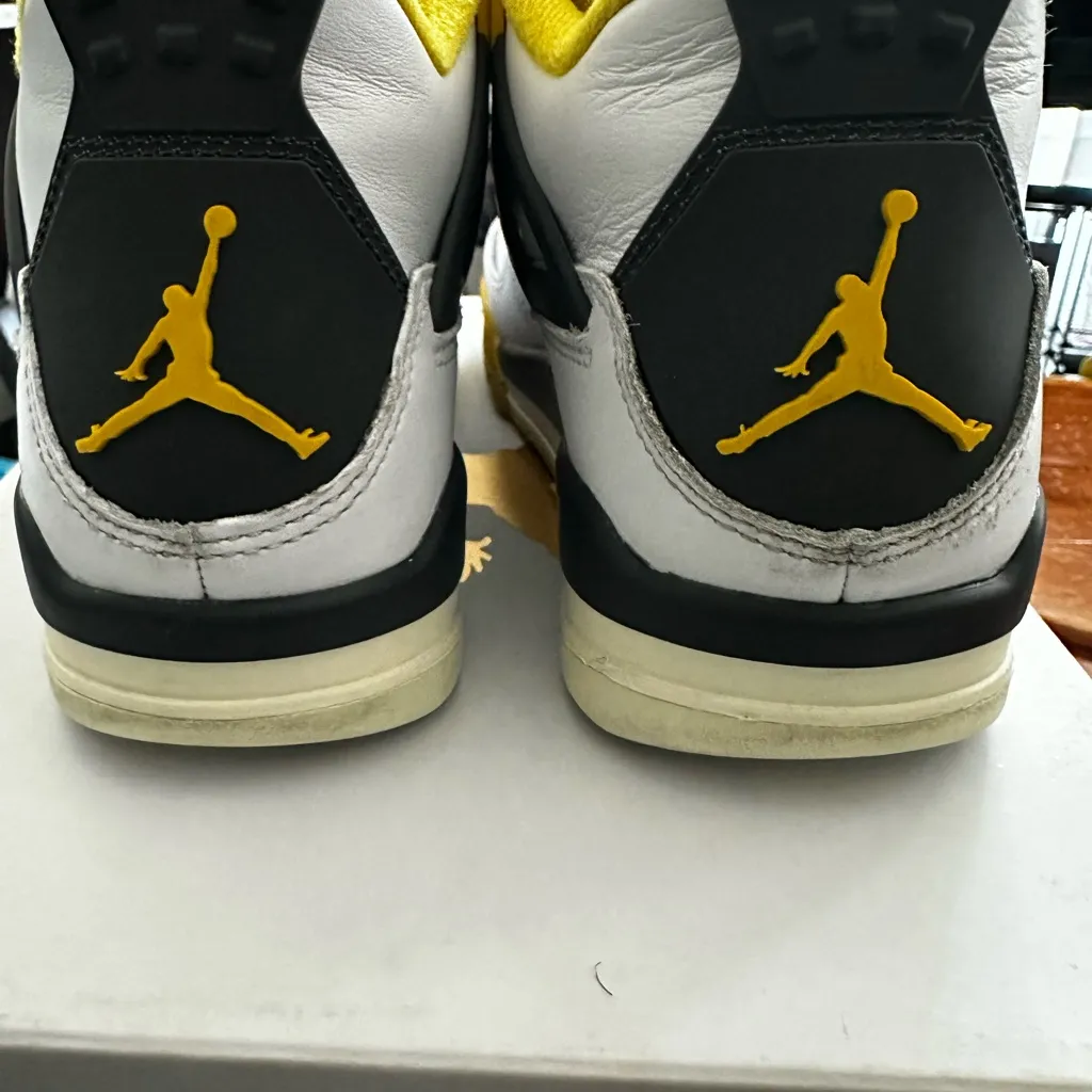 Women’s Air Jordan 4 Retro - Image 6