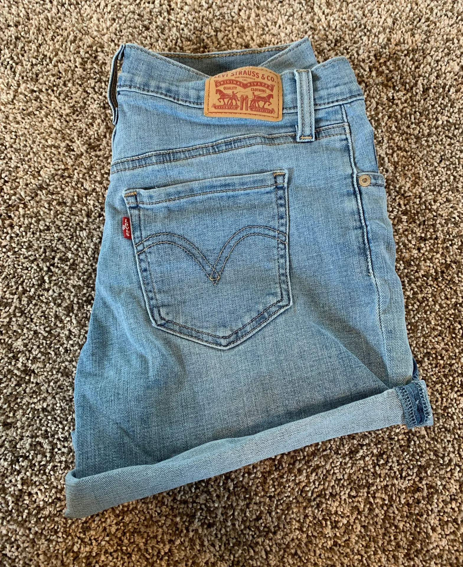 Levi’s Shorts - Image 2