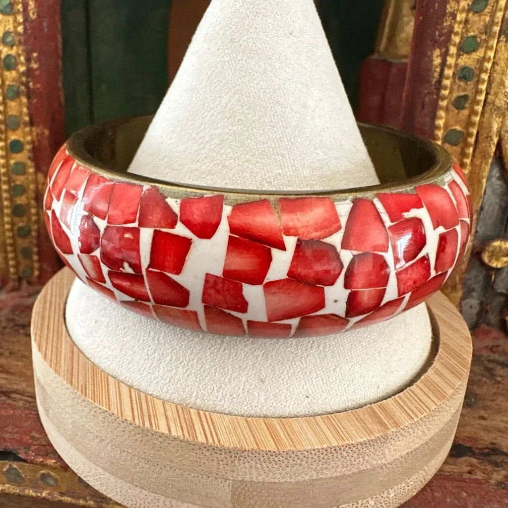 Vintage Brass & Red Shell Mosaic Bangle Bracelet - Image 5
