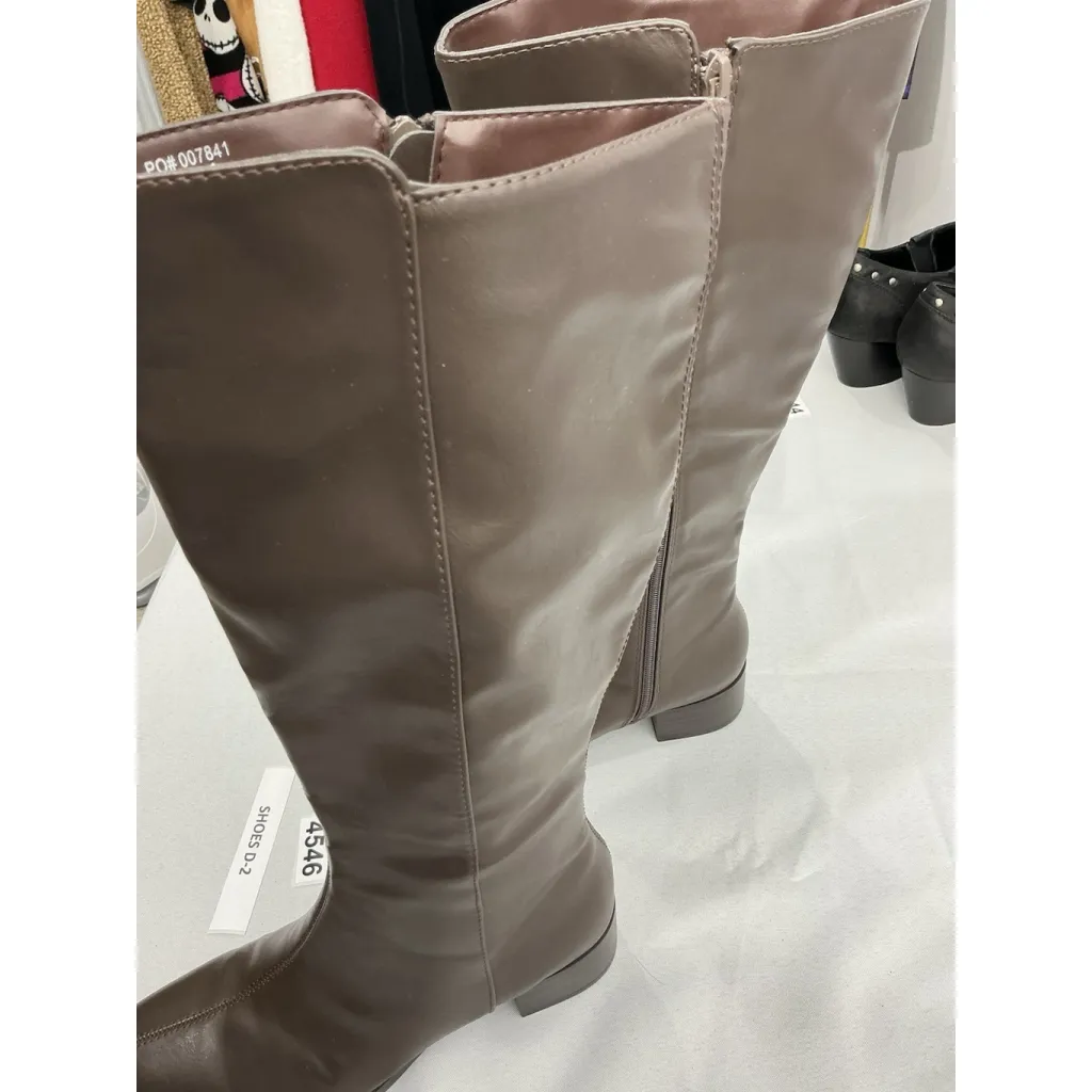 Womans Journee Collection Knee High Riding Boots 6.5 Brown Full Zip Heel NWOT - Image 3