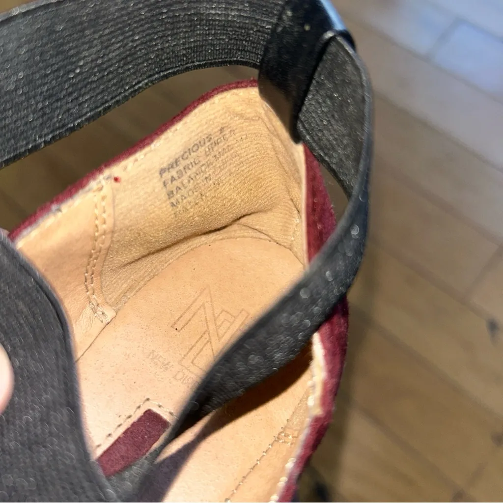 New directions Flats with Black Straps burgundy size 8 Red - Image 7
