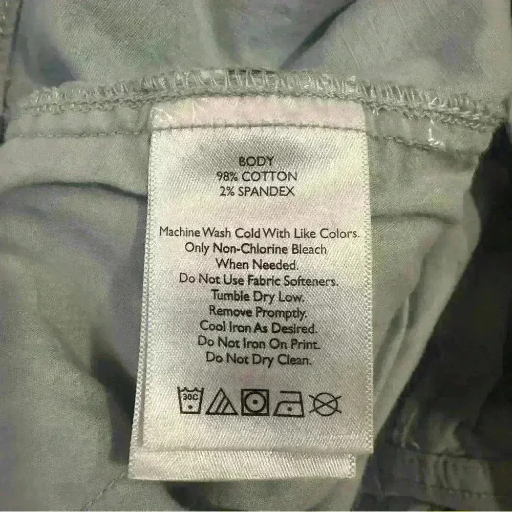 Women’s Eddie Bauer Shorts - Image 4