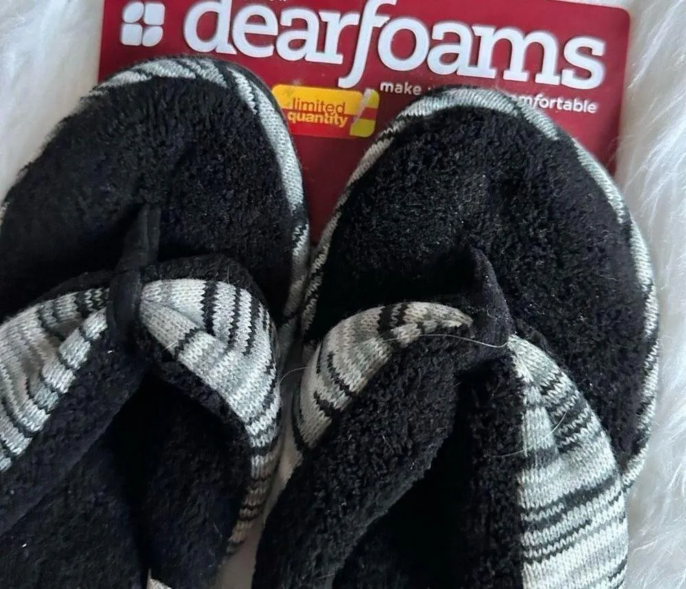 DearFoams black/white slippers , multi-density cushioning system, slip resistant - Image 6