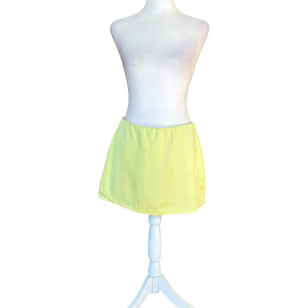 Abercrombie & Fitch Scarlett Mid Rise Satin Mini Skort Women Small New With Tags - Image 2