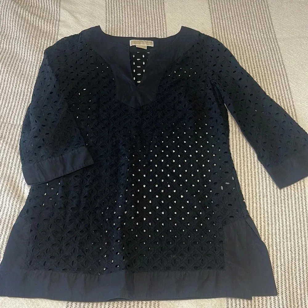 Michael Kors Black Eyelet Tunic Vneck Top / Swim Cover up Size 4 - Image 3