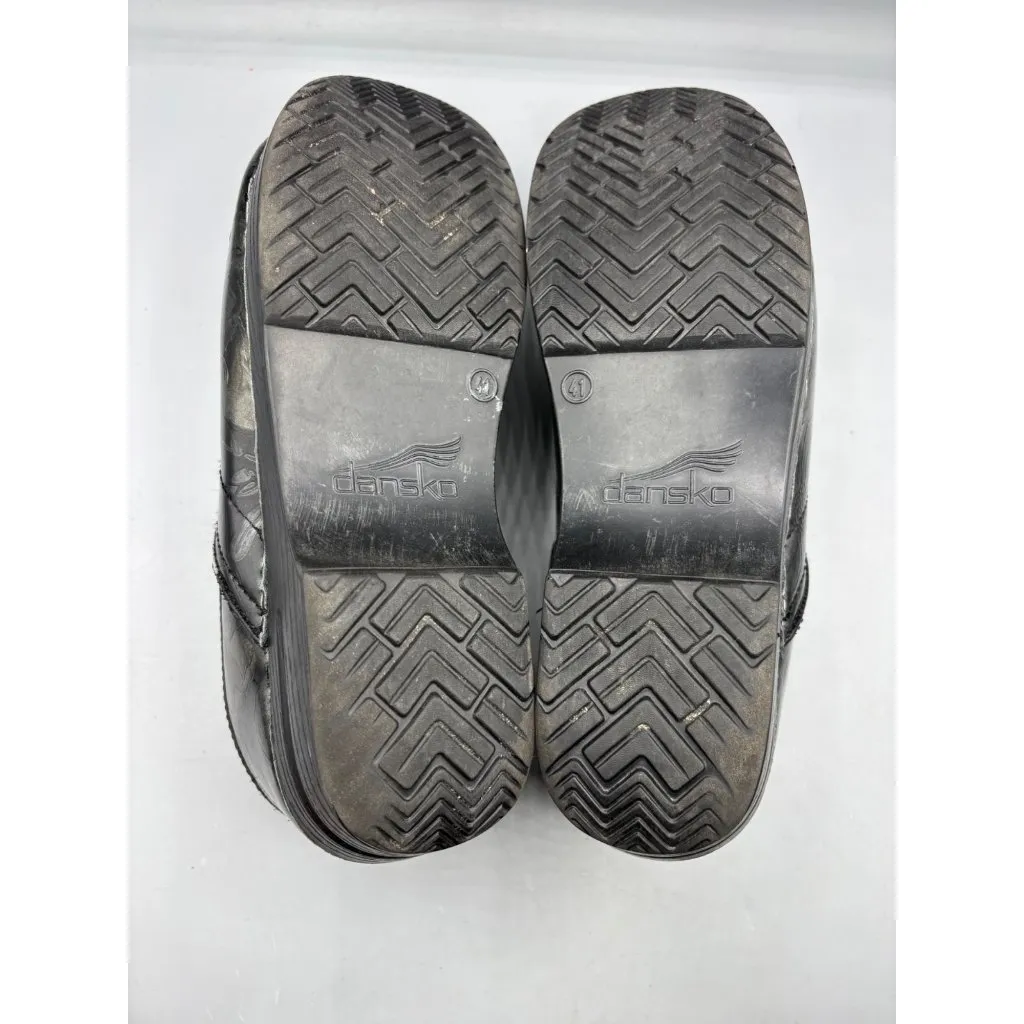 Dansko Clogs 41 Black‎ Floral Embossed Leather Professional Clogs - Image 7