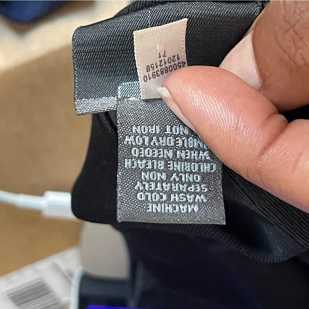 CHICO'S | Black Sleeveless Mockneck Blouse Sz 4 - Image 6