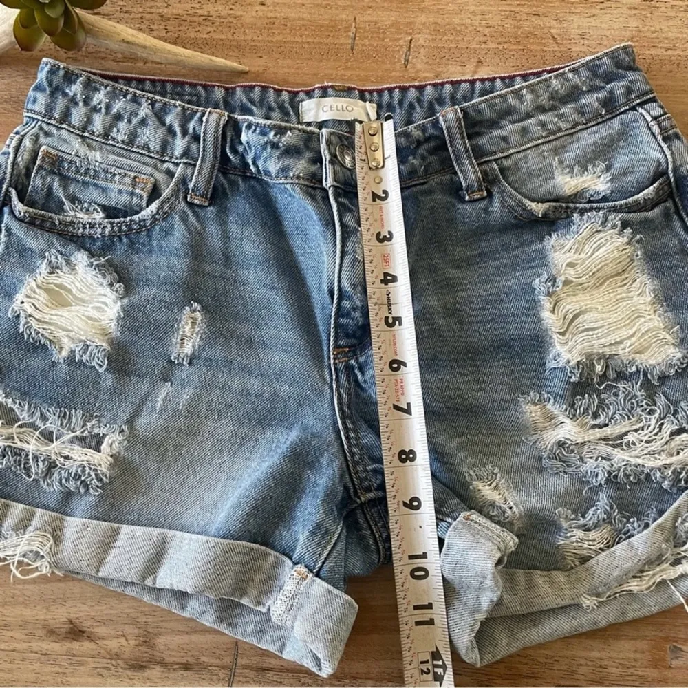 Cello Distressed Jean Shorts Medium - Image 7