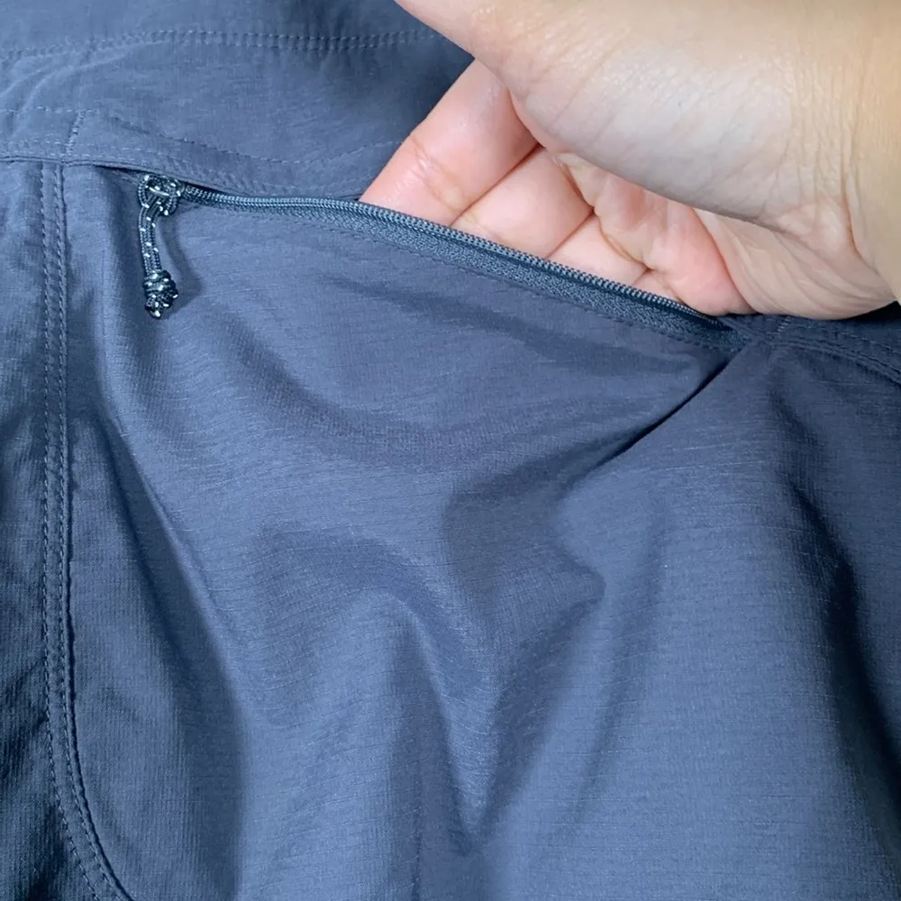 L.L. Bean Hiking Skiing Gray Outdoor Cargo Pants Size 18 EUC #0830 - Image 9