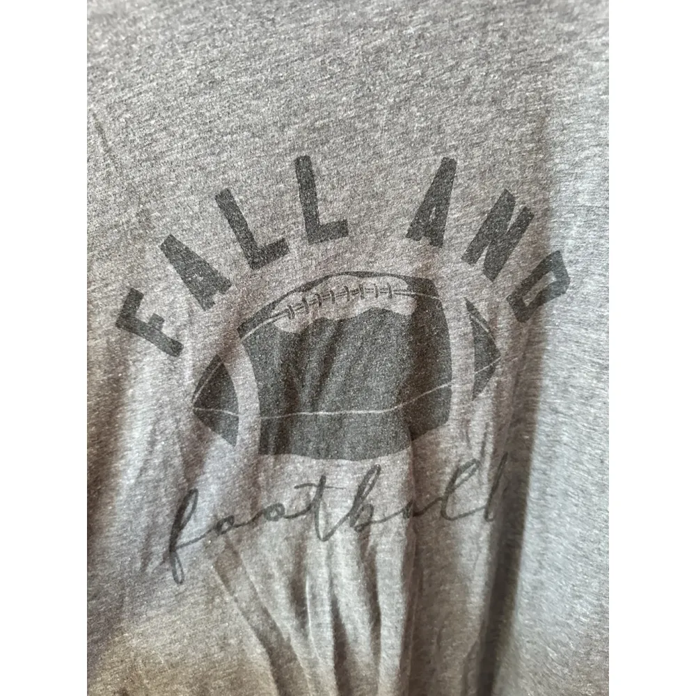 Torrid Womens Raglan Sleeve Top Plus Size 2X 3/4 Sleeve Round Neck Football - Image 4