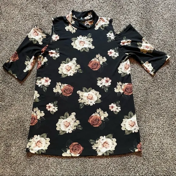 J For Justify Black Floral Cold Shoulder Mock Turtleneck Top Large - Image 15