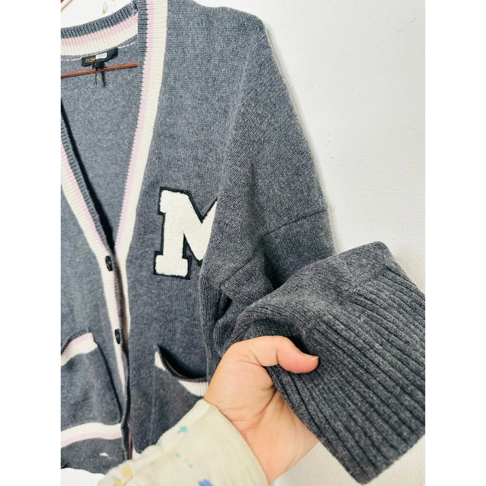 MAJE Gray White Oversized Varsity Letter Style Button Front Cardigan sz 1 Small - Image 8