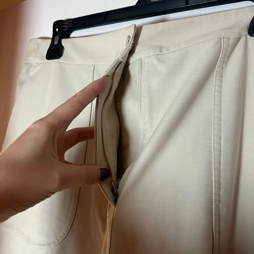 Lululemon Light Utilitech Cargo Pocket High-Rise Pants Natural Ivory Size 32 - Image 4