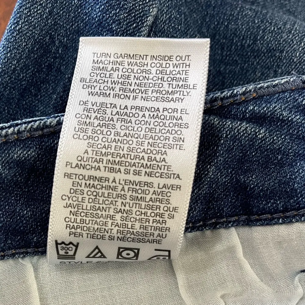 Kensie Jeans Perry Pearl Embellished Blue Jeans 8/29 GUC - Image 8