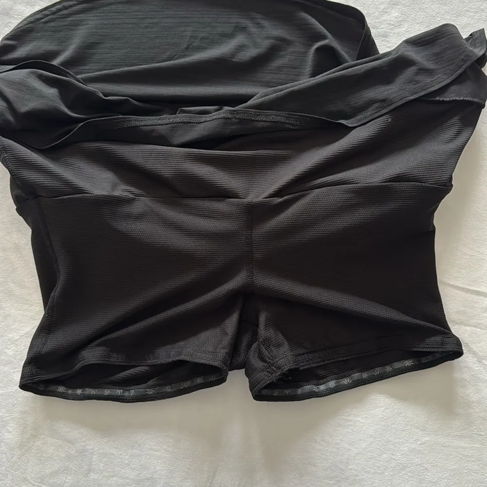 Athleta Swagger Tiered Athletic Skort Skirt with built in shorts preppy tennis - Image 11