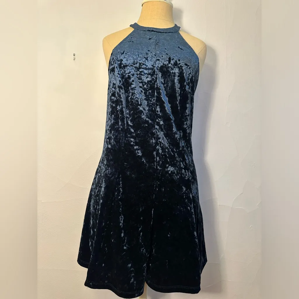 NWT - Forever 21 halter velvet romper with open back and straps - Image 3