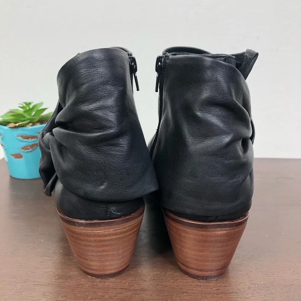 Sole Society 'Natalyia' Knotted Black Leather Ankle Booties Women's Size 9.5M - Image 4