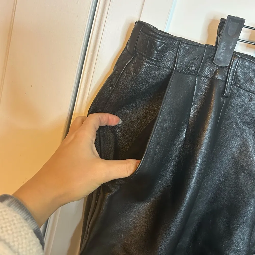 NWT Harve Bernard Vintage Wide Leg Ankle Zip Leather Pants - Image 5