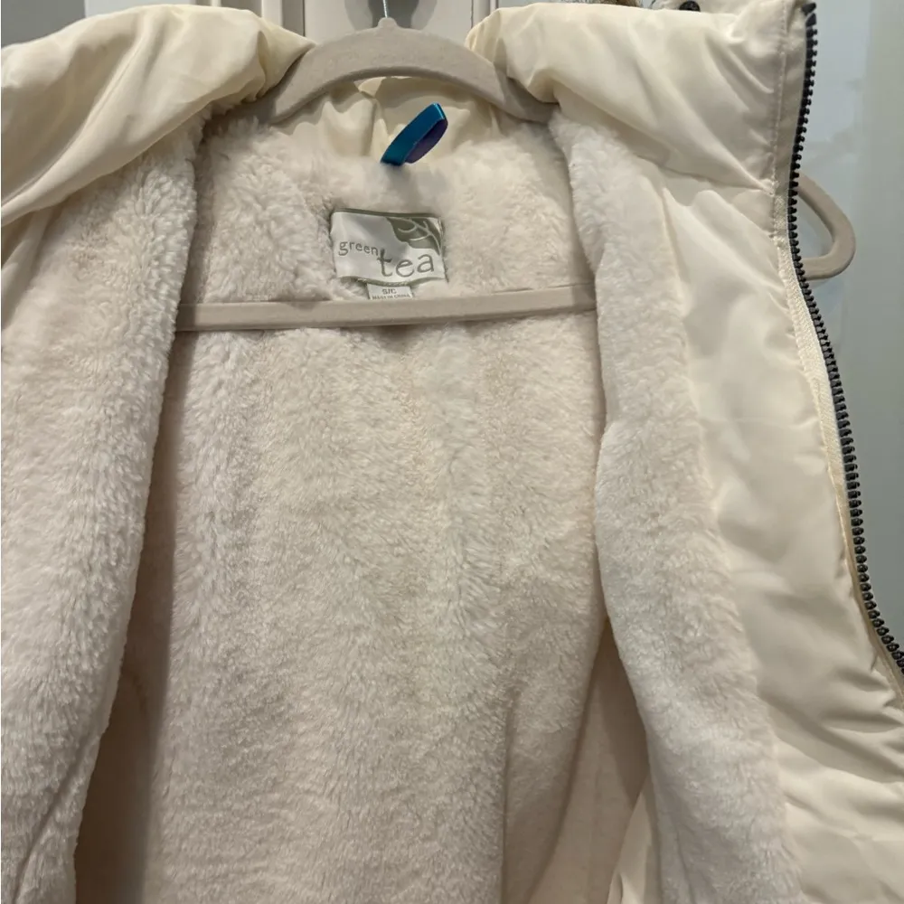 GREEN TEA Women's Cream Puffer Vest Size S Removable Hood Faux Fur Layering Cute - Image 10