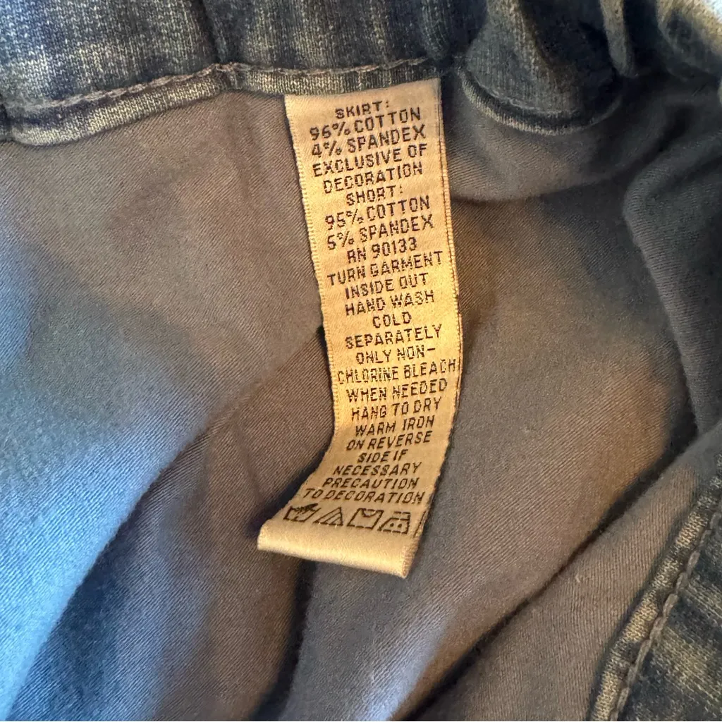 Quacker Factory Dream Jeannes Blue Denim Skort Embellished Stretch Small S - Image 8