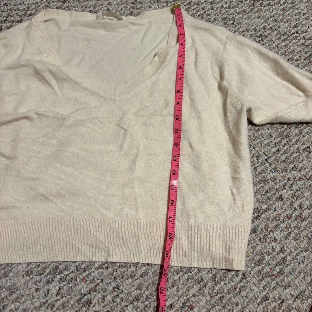 Everlane Cashmere V-neck Cropped Sweater in Cream White- Size Large - Image 7