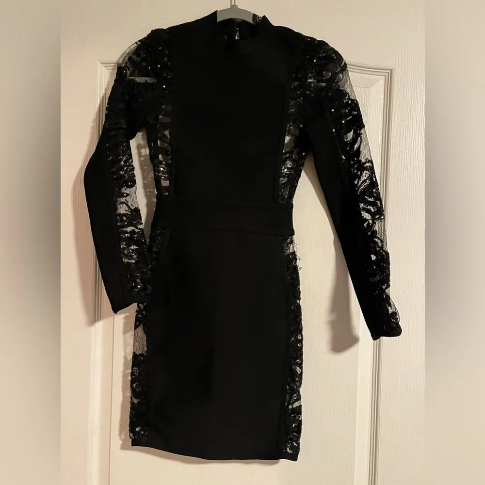 Alyce Paris x-small elegant black party dress. Long sleeves with open back. - Image 3