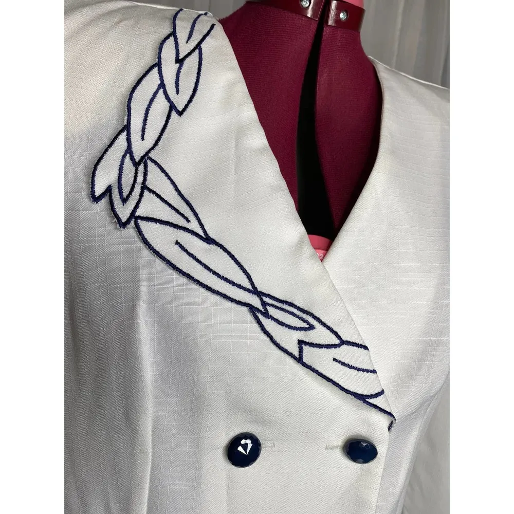 blazer 1980s white embroidered navy lapel Size L - Image 4
