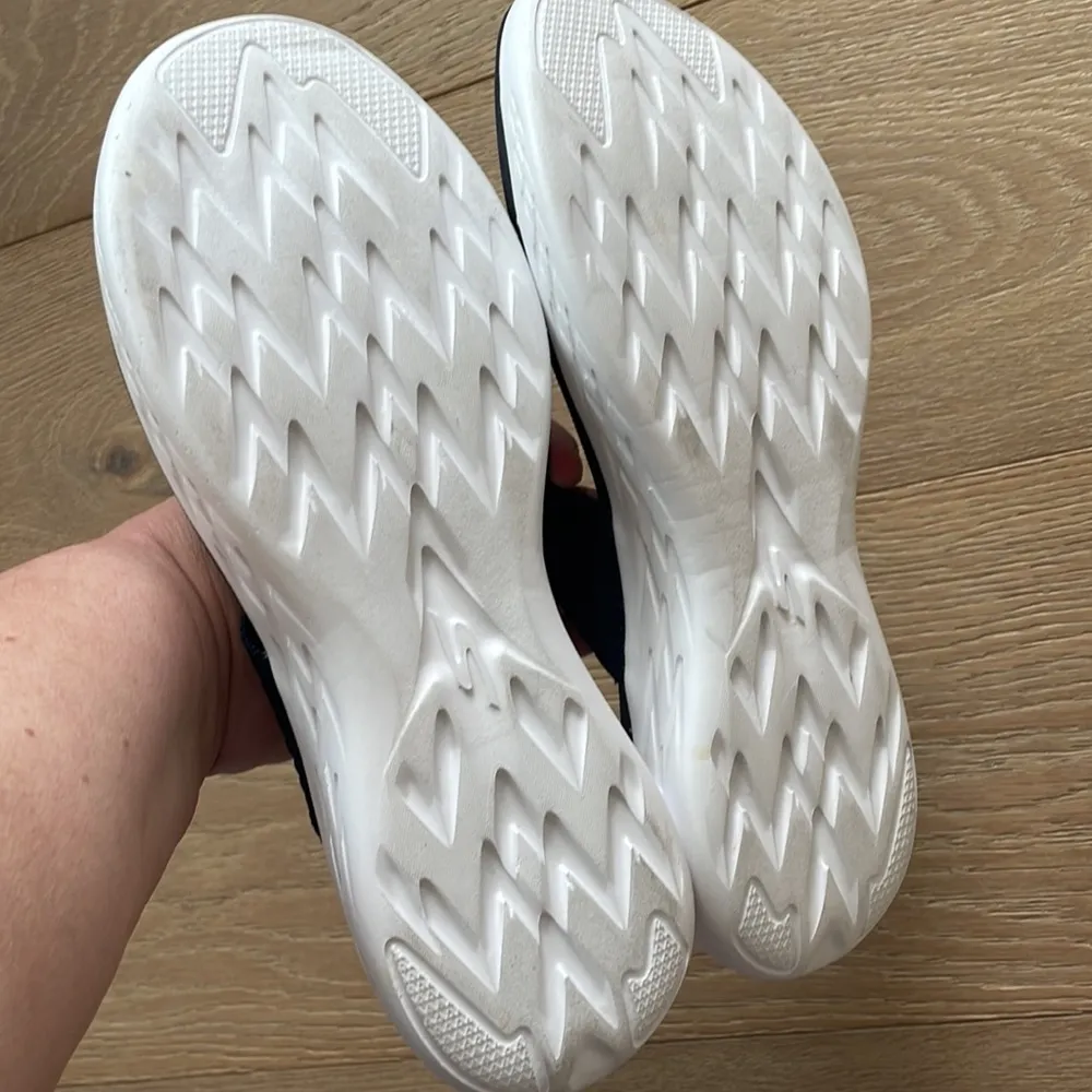 Skechers  Navy Blue Flip Flops - Image 8