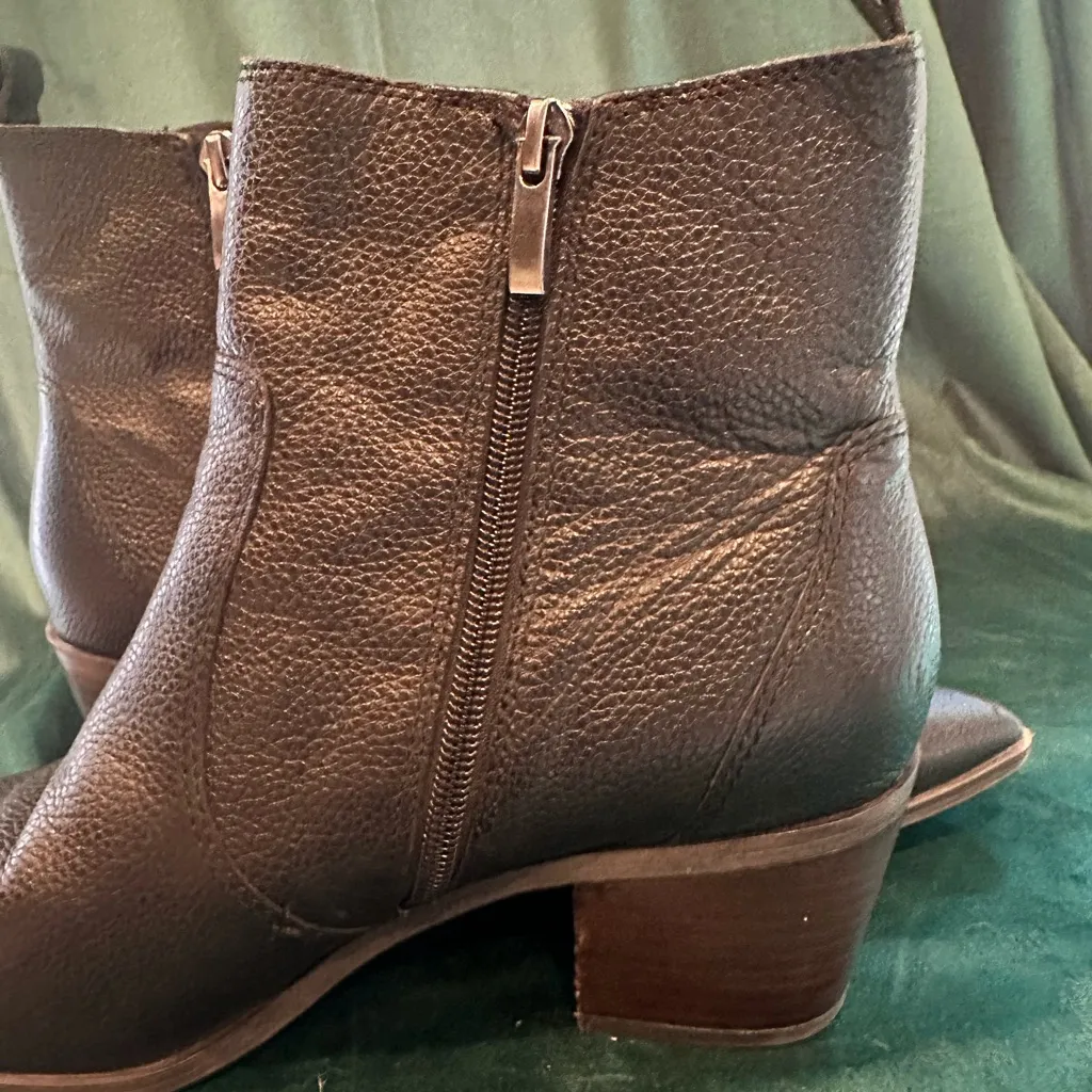 Franco Sarto Size 9.5 - Image 5