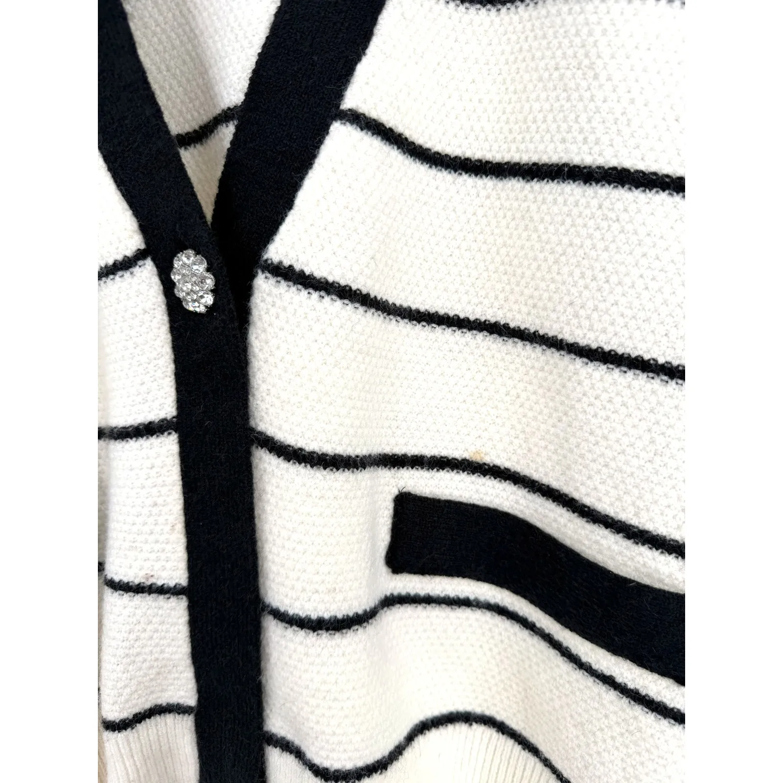 Ellen Tracy XL Jewel Button Knit Vest black stripes Sweater Cardigan Top V-neck - Image 4