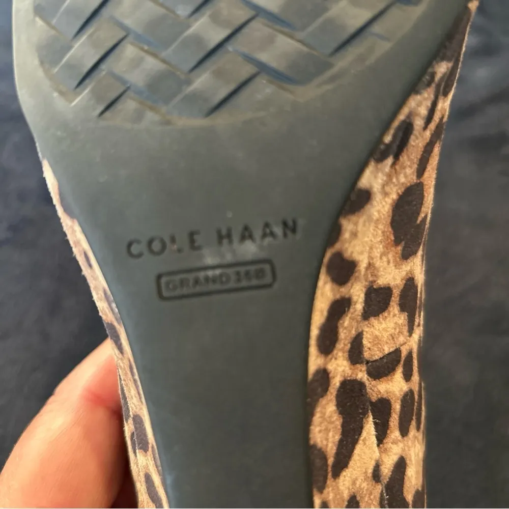 Cole Haan Women's Leopard Print Wedge Low Heels Sz 36 or US 6 - Image 12