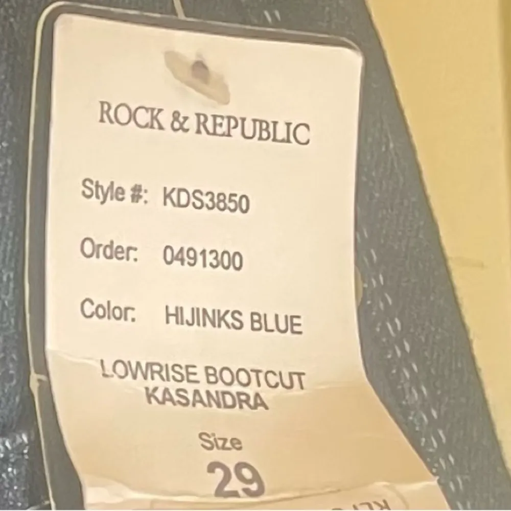 Rock & Republic  Bootcut Jeans - Image 7