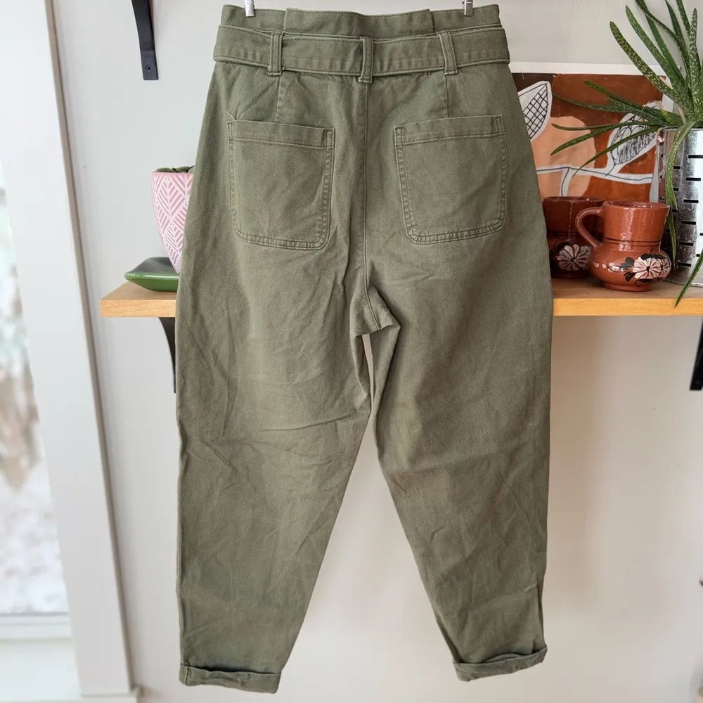 Banana Republic Olive Green Tie Belt Barrel Pant Size 2 - Image 8