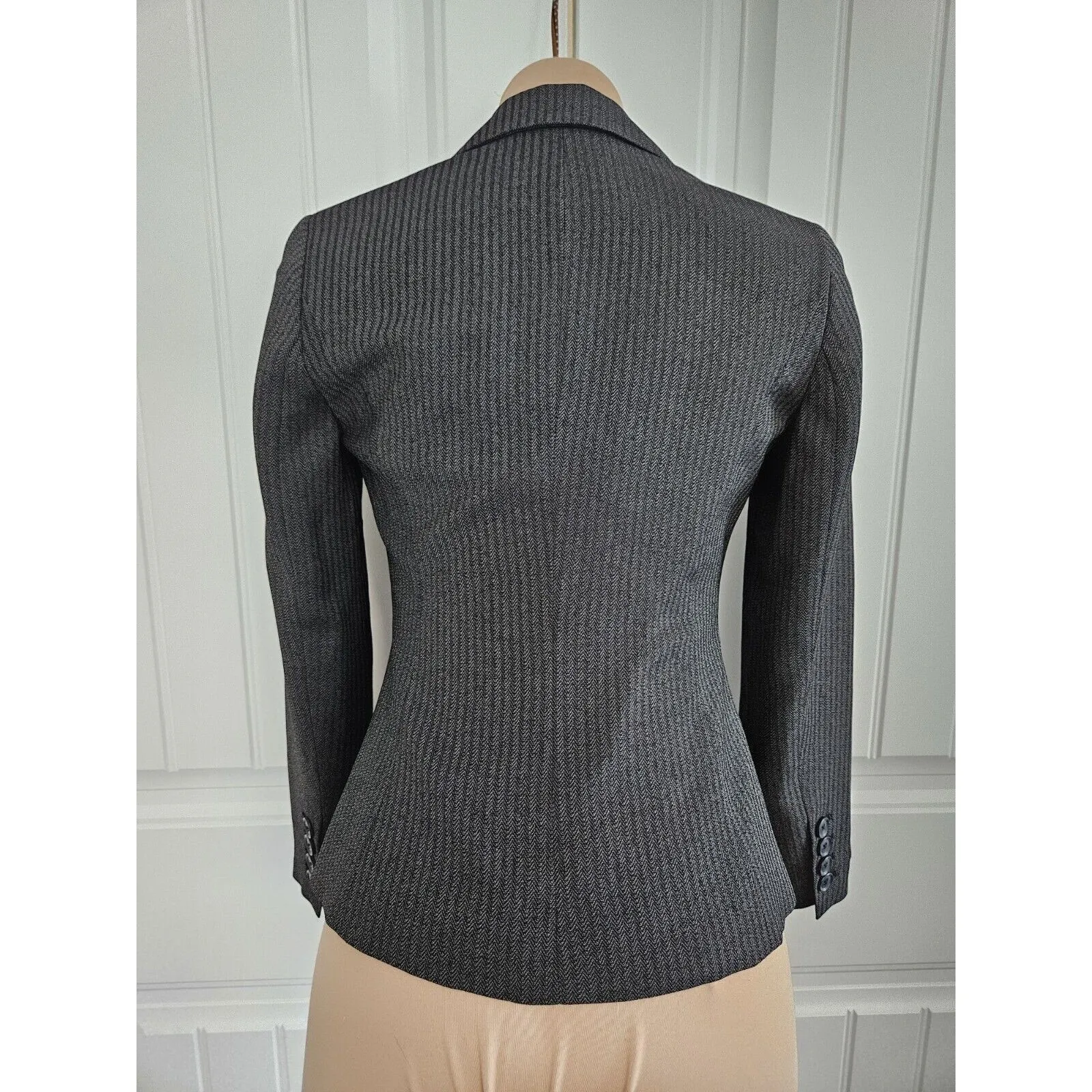 Ann Taylor  Charcoal Gray Chevron Blazer Suit Jacket Sz 0P Lined Euc Petites - Image 6