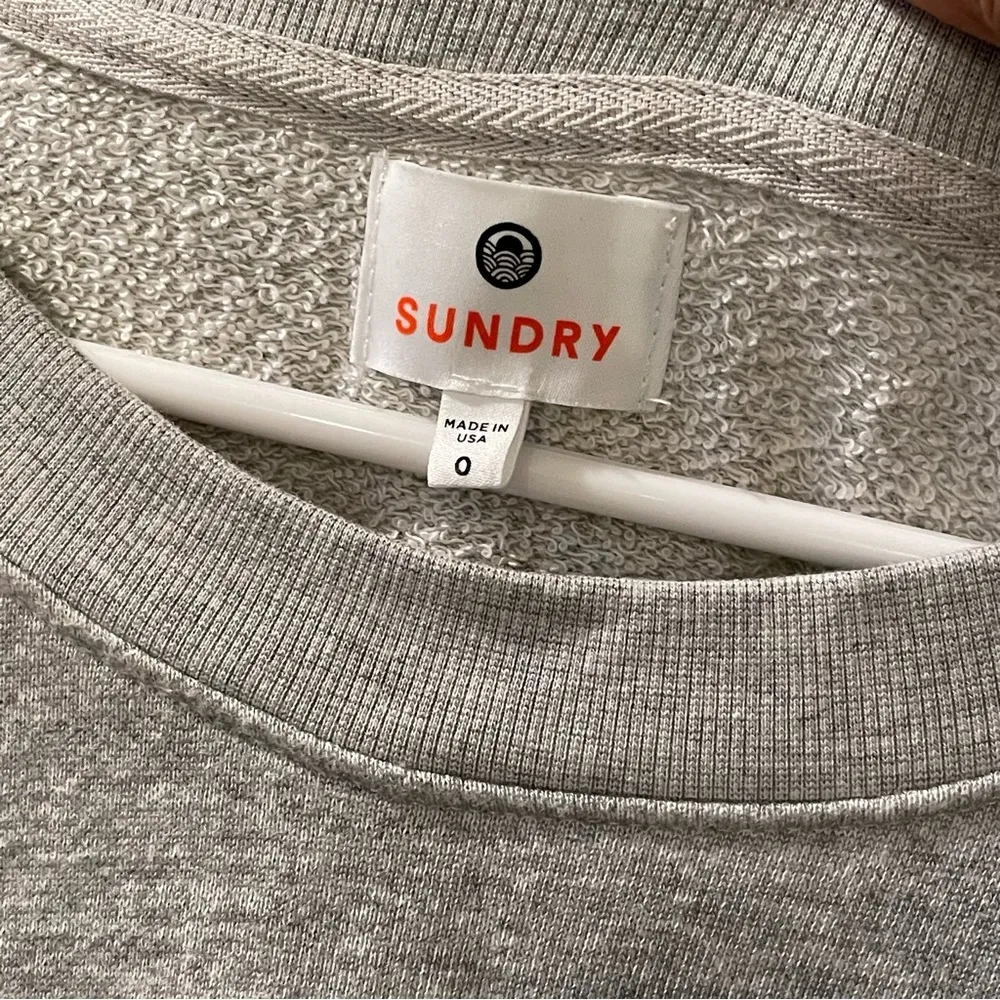 Sundry Rainbow Stripe Sweatshirt size 0 Gray Multi Pullover Raglan Crewneck - Image 5