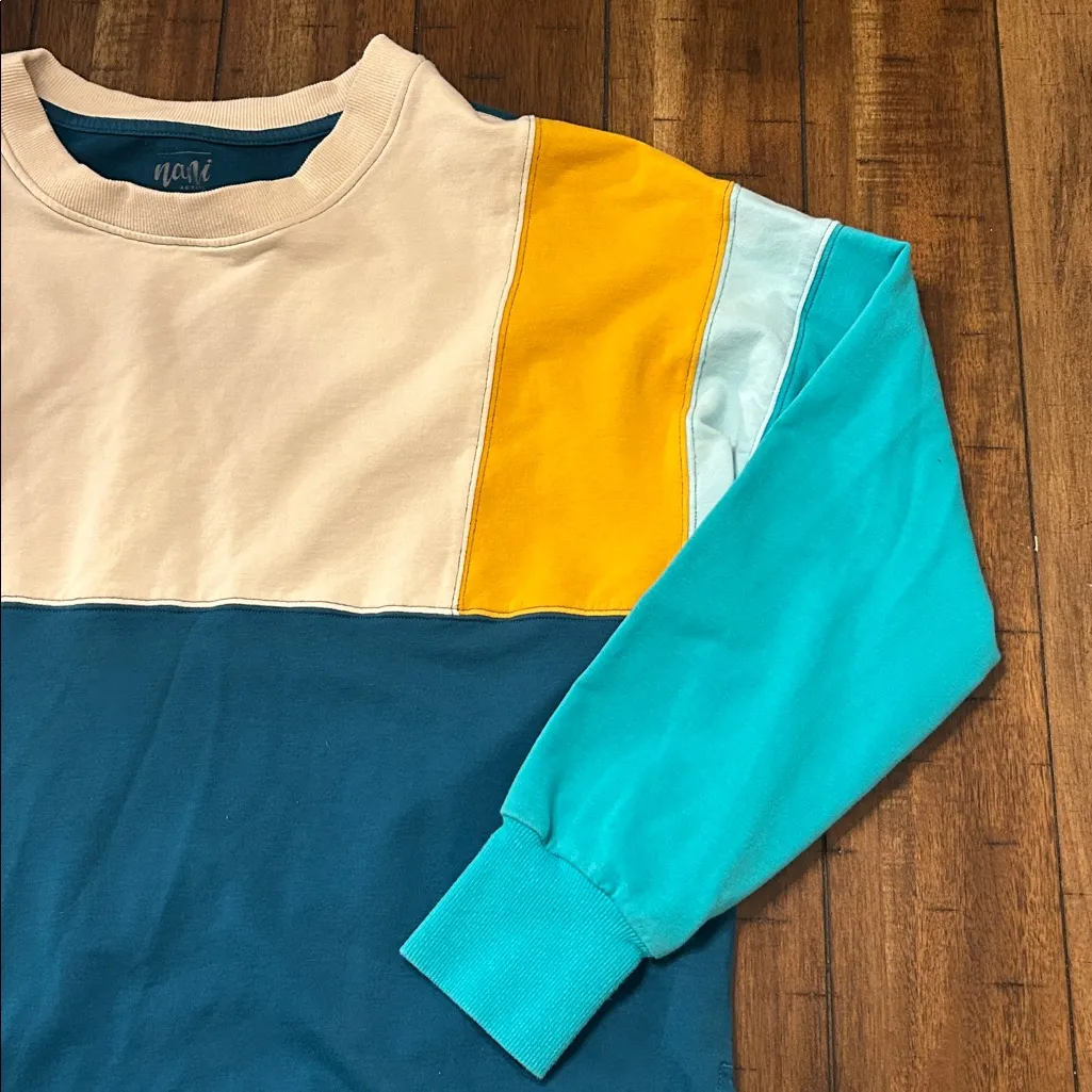Nani Active Colorblock Sweatshirt Athleisure Pullover Size Small EUC Blue - Image 4