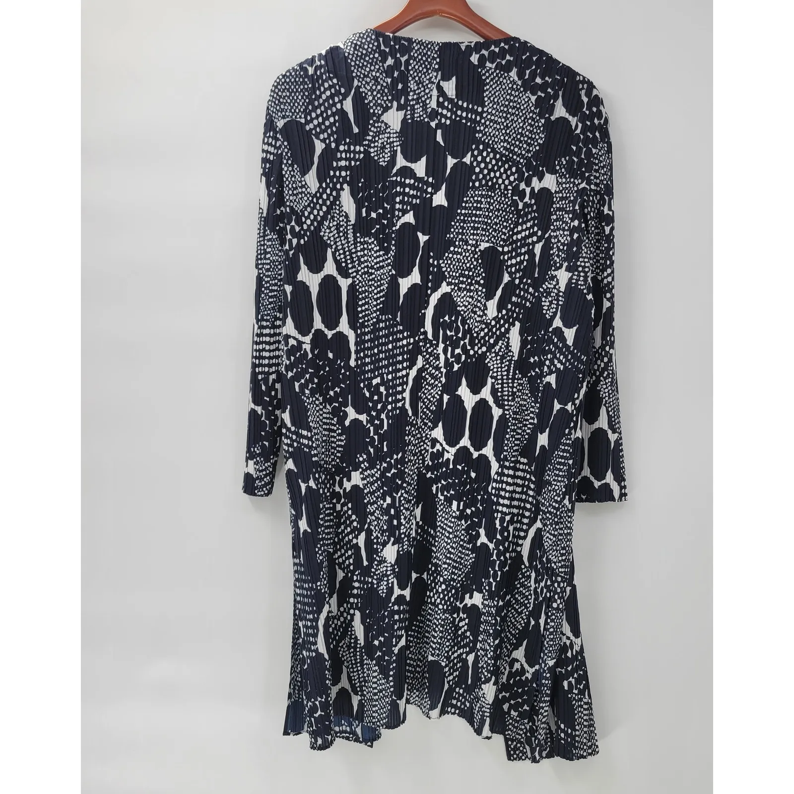 Chicos Travelers Pleated Kimono Womens Med Navy Blue White Long Line Jacket - Image 9