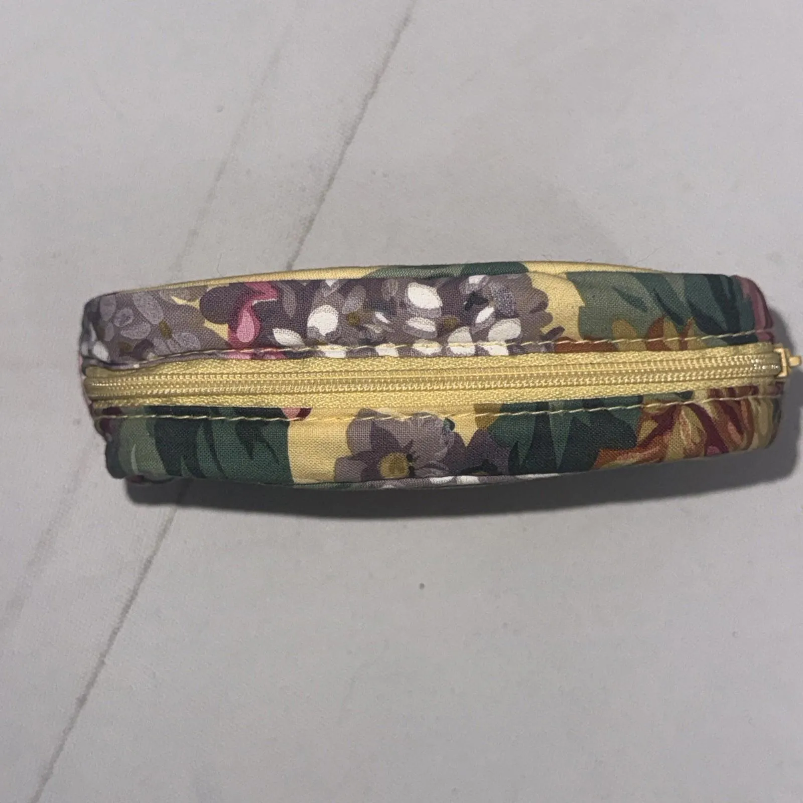 Vintage Lauren Ralph Lauren Yellow Floral CottageCore Mini Cosmetic Jewelry Case - Image 13
