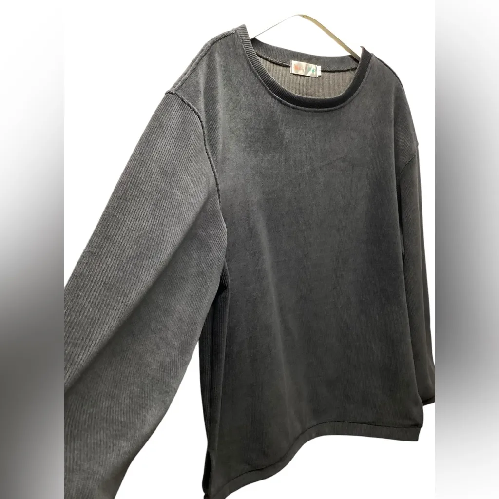 Shirley & Stone corded top. Charcoal gray. Size Large Gray - Image 9