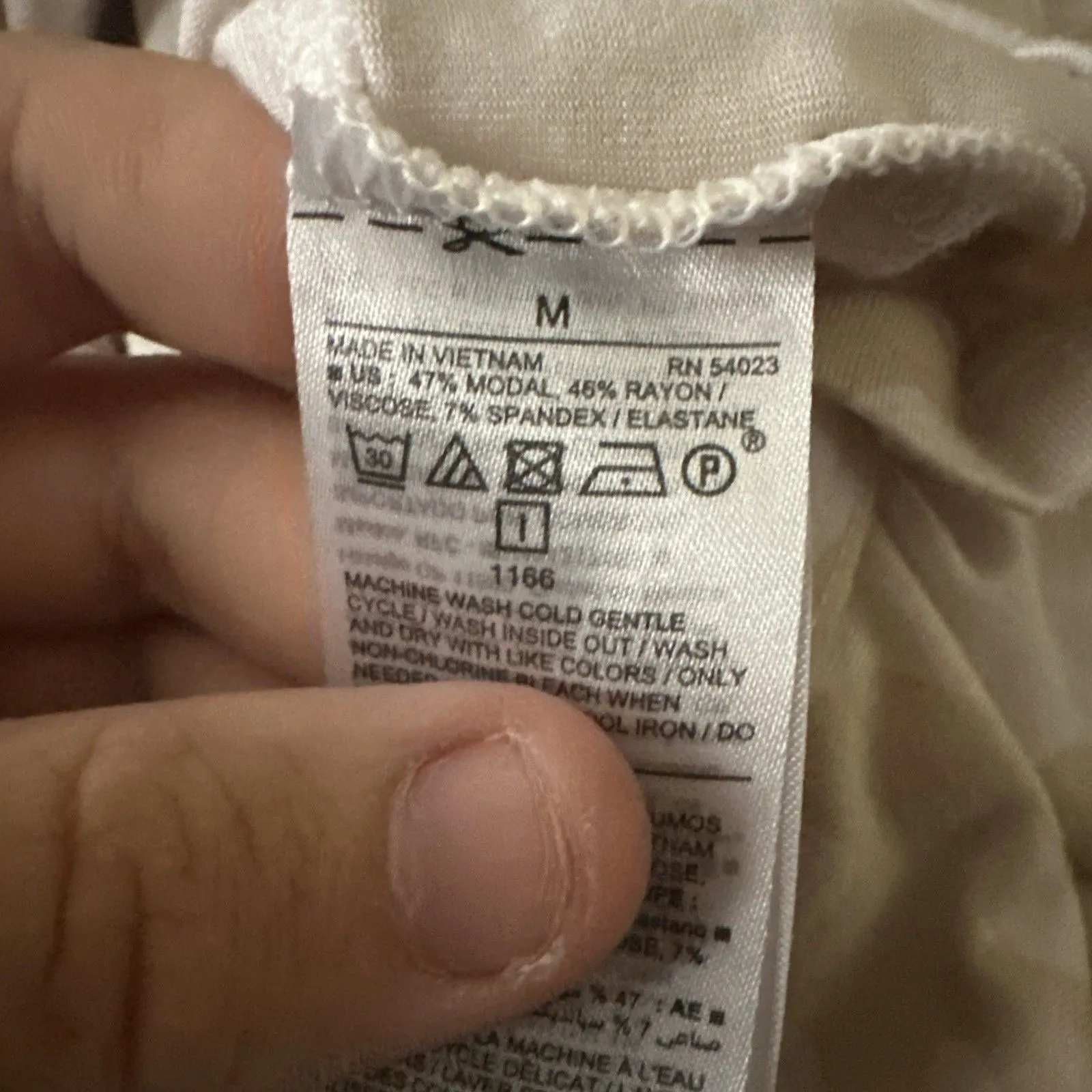 Old Navy Women Top Brown Camo Shirt And Pants Size Medium - Image 11