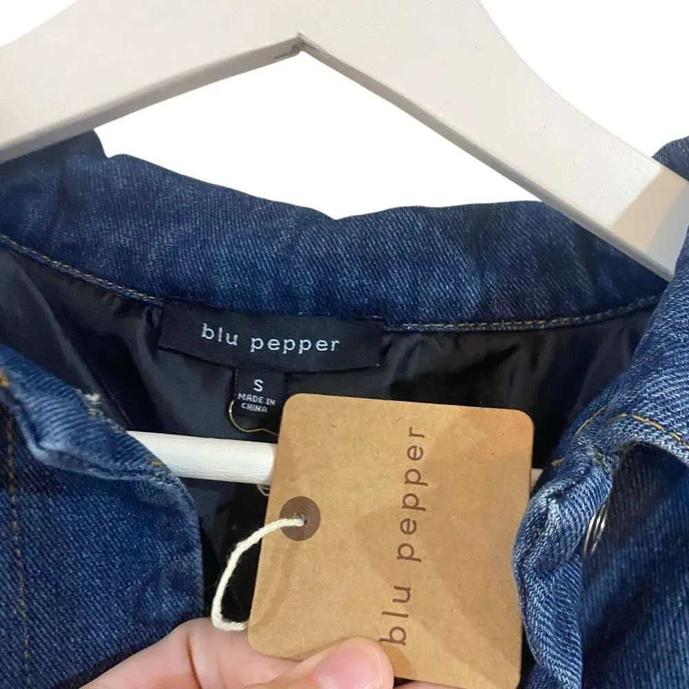 Blu Pepper NWT puffer jean jacket blue and black size small - Image 2