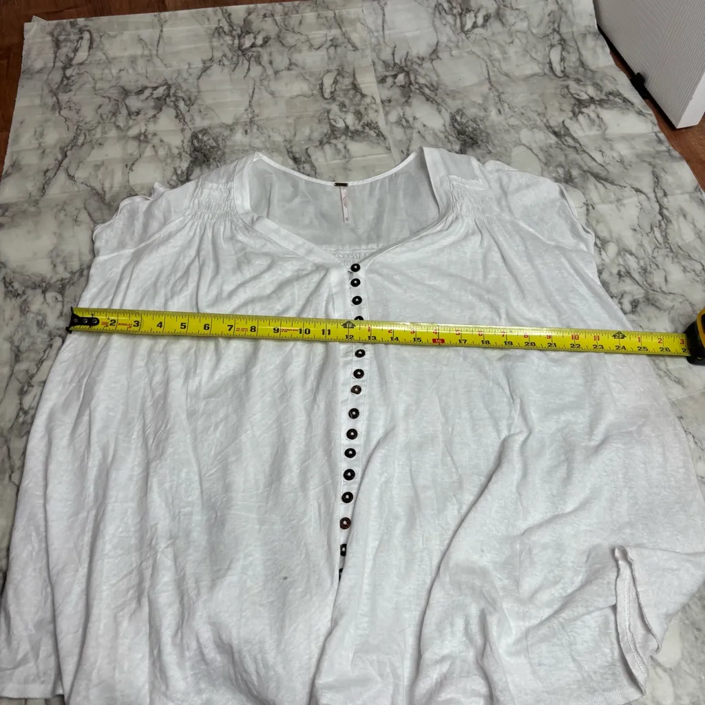 Free People size XS Linen Blend Flowy oversized white top shirt tunic boho beach - Image 4