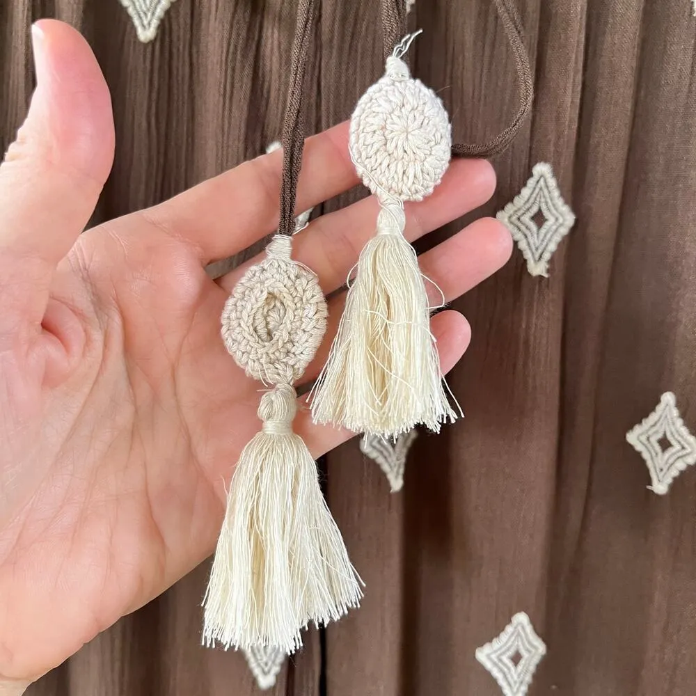 Sundance Women's Brown And White Printed Cropped Pull On Pants Size PS - Image 3