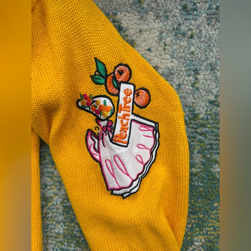 Vintage 1990 IB Diffusion city destination patch oversized cardigan, size small - Image 16