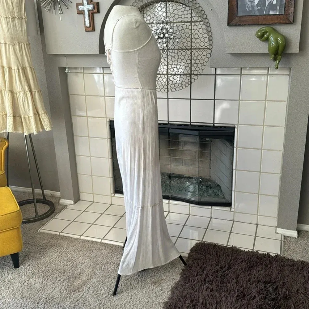 H & M Coachella maxi dress ivory bone color size 2 - Image 4