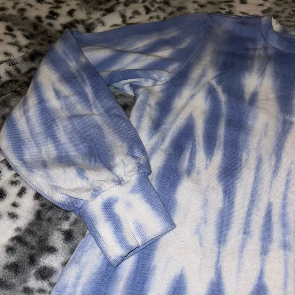 Forever 21 Swestshirt Dress - Image 4