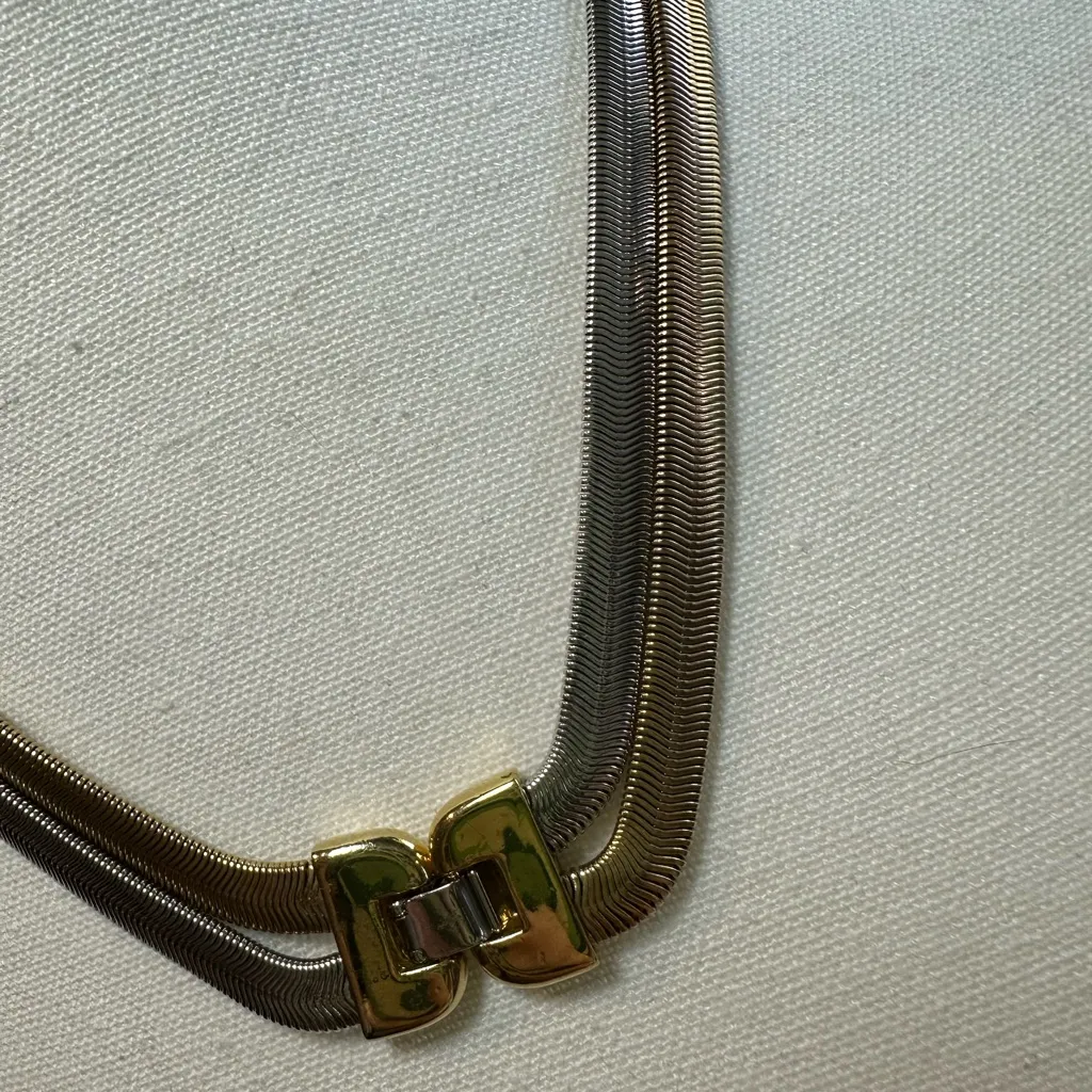 Elegant Gold and Silver Necklace - Image 6