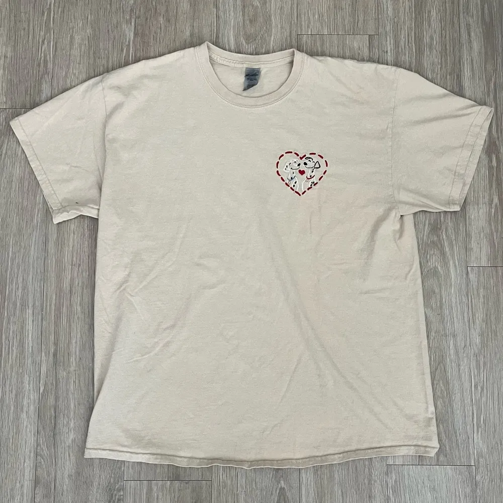 Disney 101 Dalmatians Pongo Perdita Stitched Heart Embroidered Cream Tan Shirt - Image 2